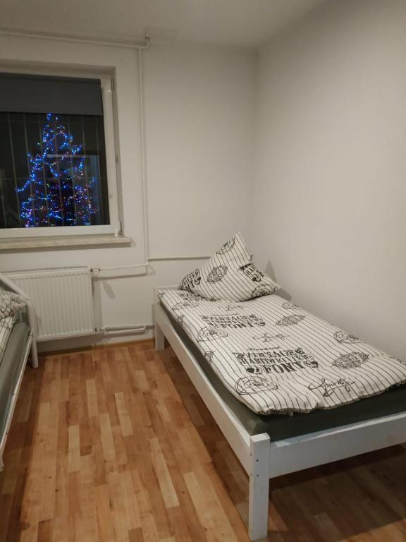 Wnętrze pokoju w 4U Hostel Zgorzelec 2